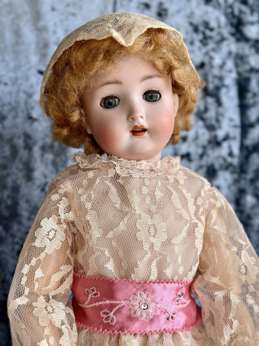 Antique German 22” Alt Beck Gottschalck (?) 136/9 Bisque Head Doll