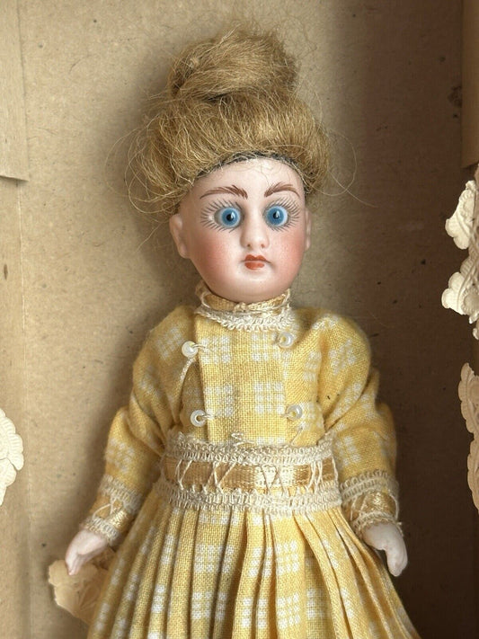 Rare Antique German Hertwig All Bisque Googly/Surprised Eyes Doll in Box