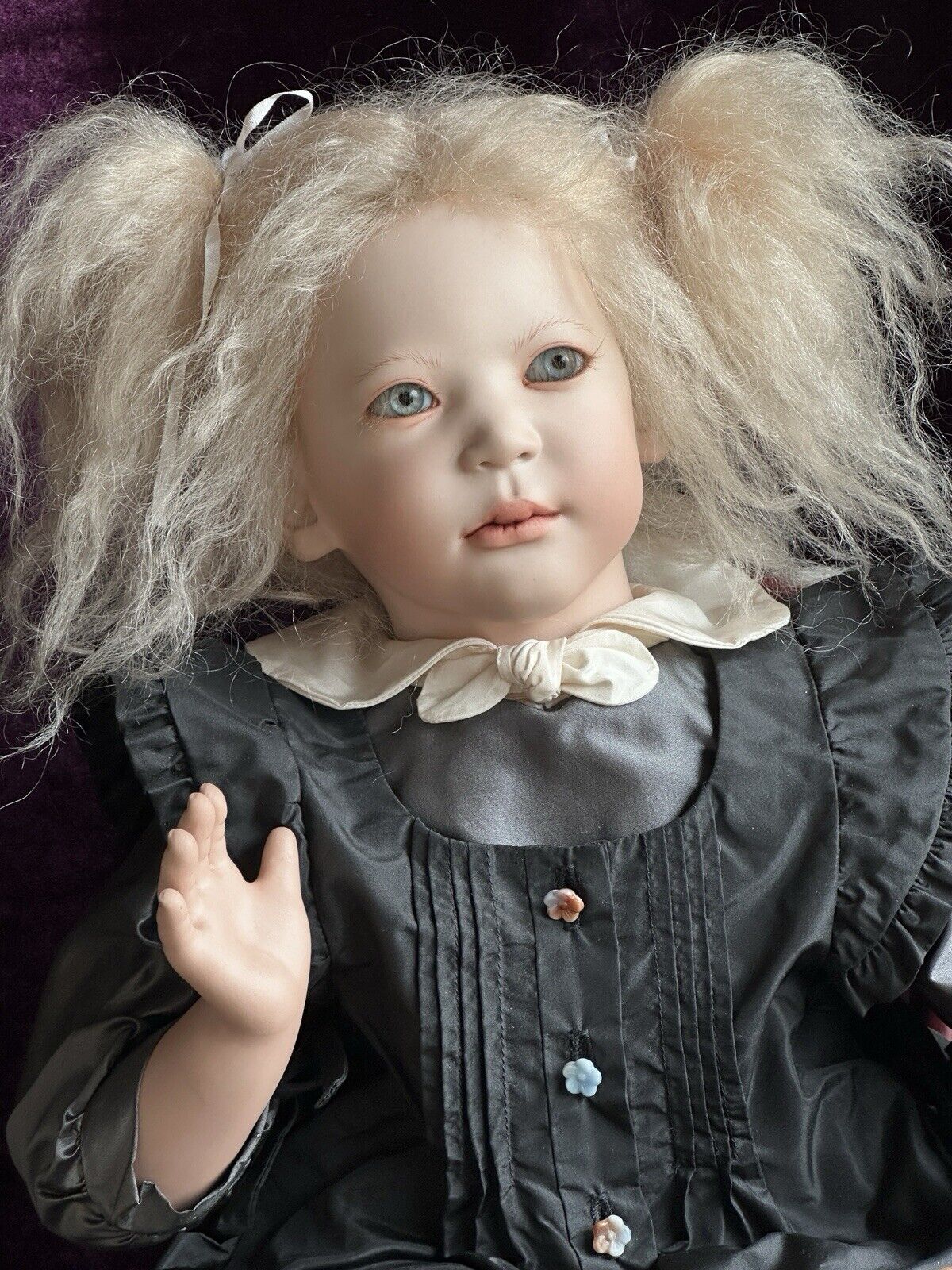 Porcelain Annette Himstedt Leesa Doll ìKinder aus Porzellanî Collection LE 95