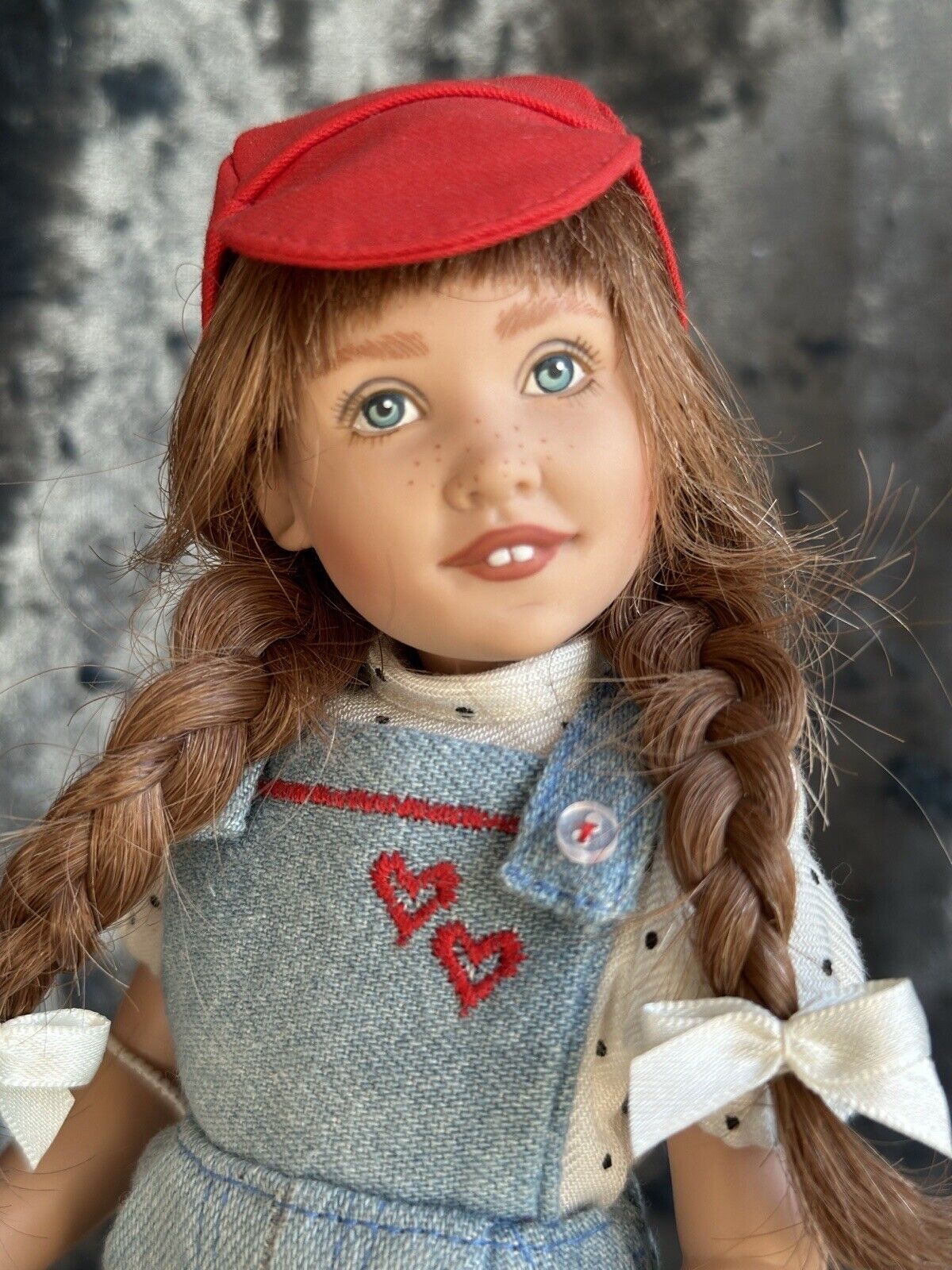 Collectible Vinyl 10” Emmy Lou Doll By Helen Kish