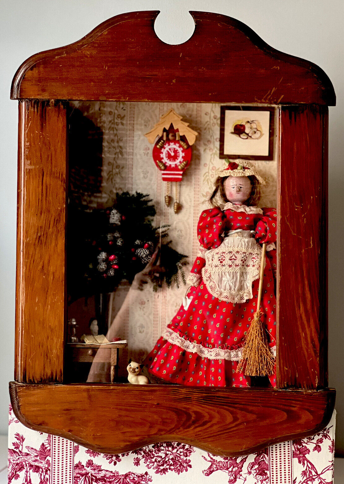 Antique German 10” Grodnertal Wooden Peg Jointed Doll Christmas Diorama