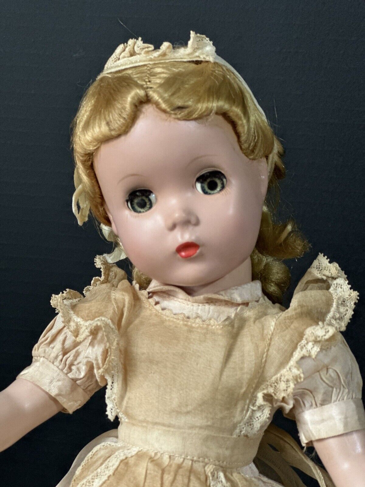 Vintage 1950’s Madame Alexander 14” Doll “Alice In Wonderland” Maggie Face