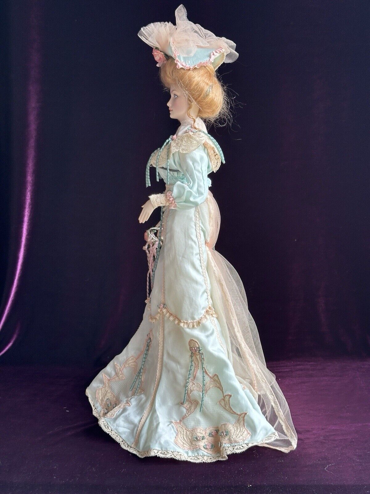 Franklin Mint Heirloom 22” Gibson Girl Victorian Porcelain Bridesmaids Doll