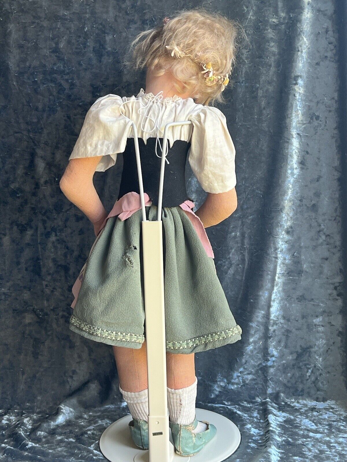 Unidentified Rare 24” Antique/Vintage Cloth Painted Boudoir Style Doll