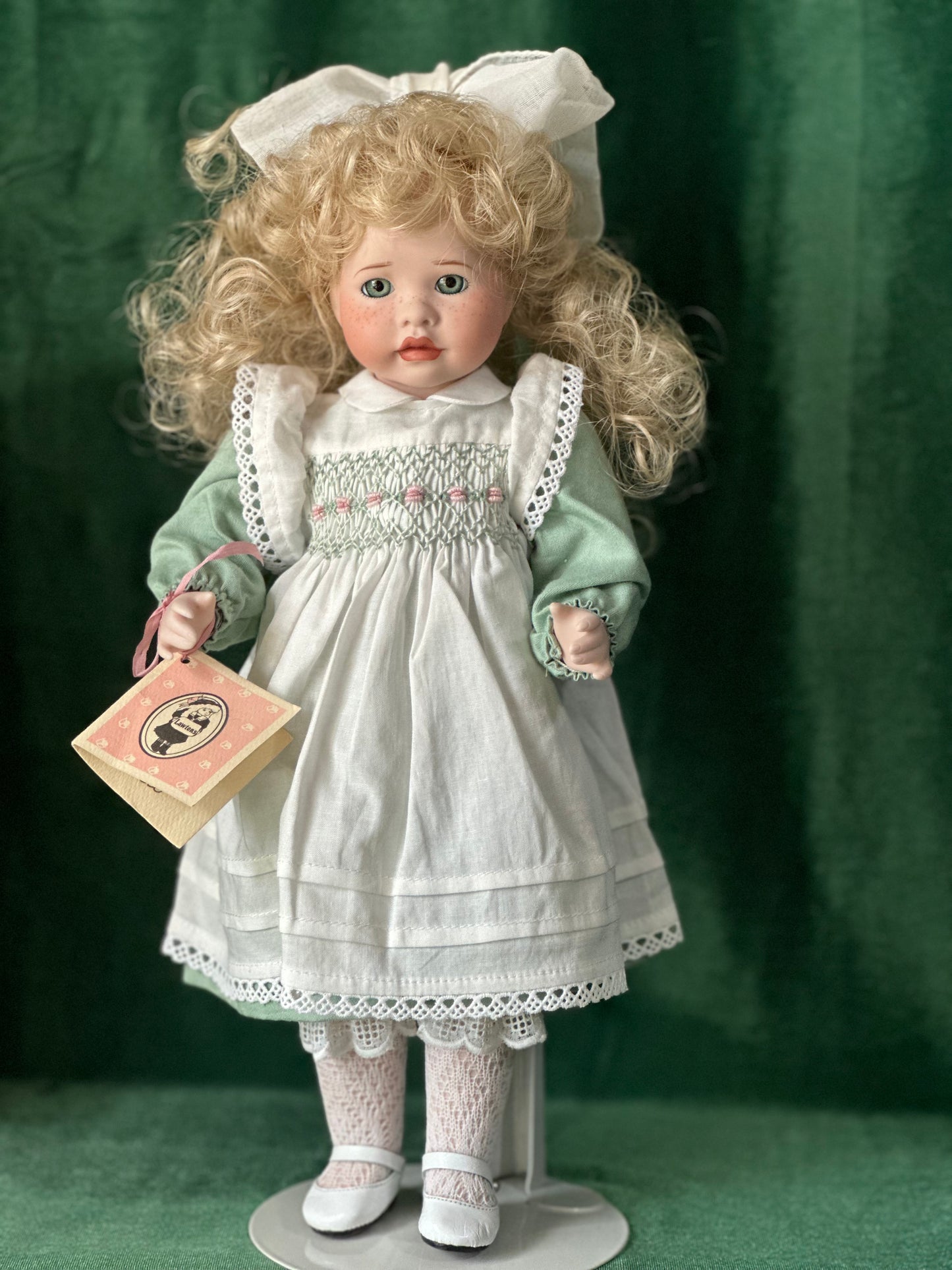 Wendy Lawton “Edith With Golden Hair ” 13” Porcelain Doll Box/Tag/COA LE 381/500