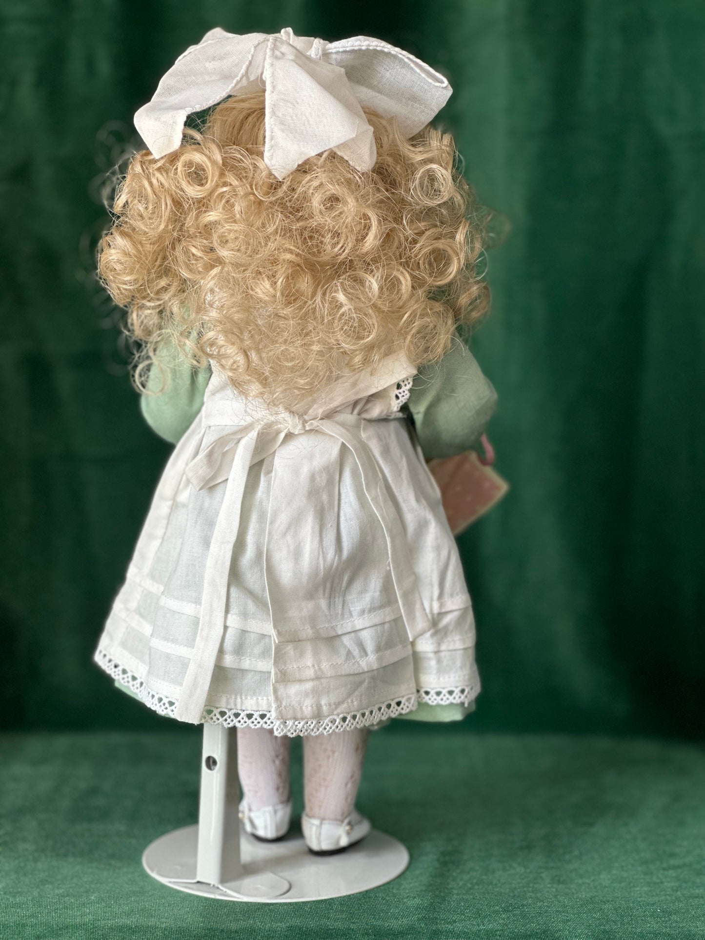 Wendy Lawton “Edith With Golden Hair ” 13” Porcelain Doll Box/Tag/COA LE 381/500